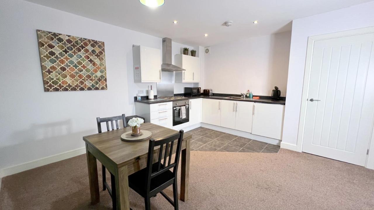 Friars House, Stafford By Bell Apartments Bagian luar foto