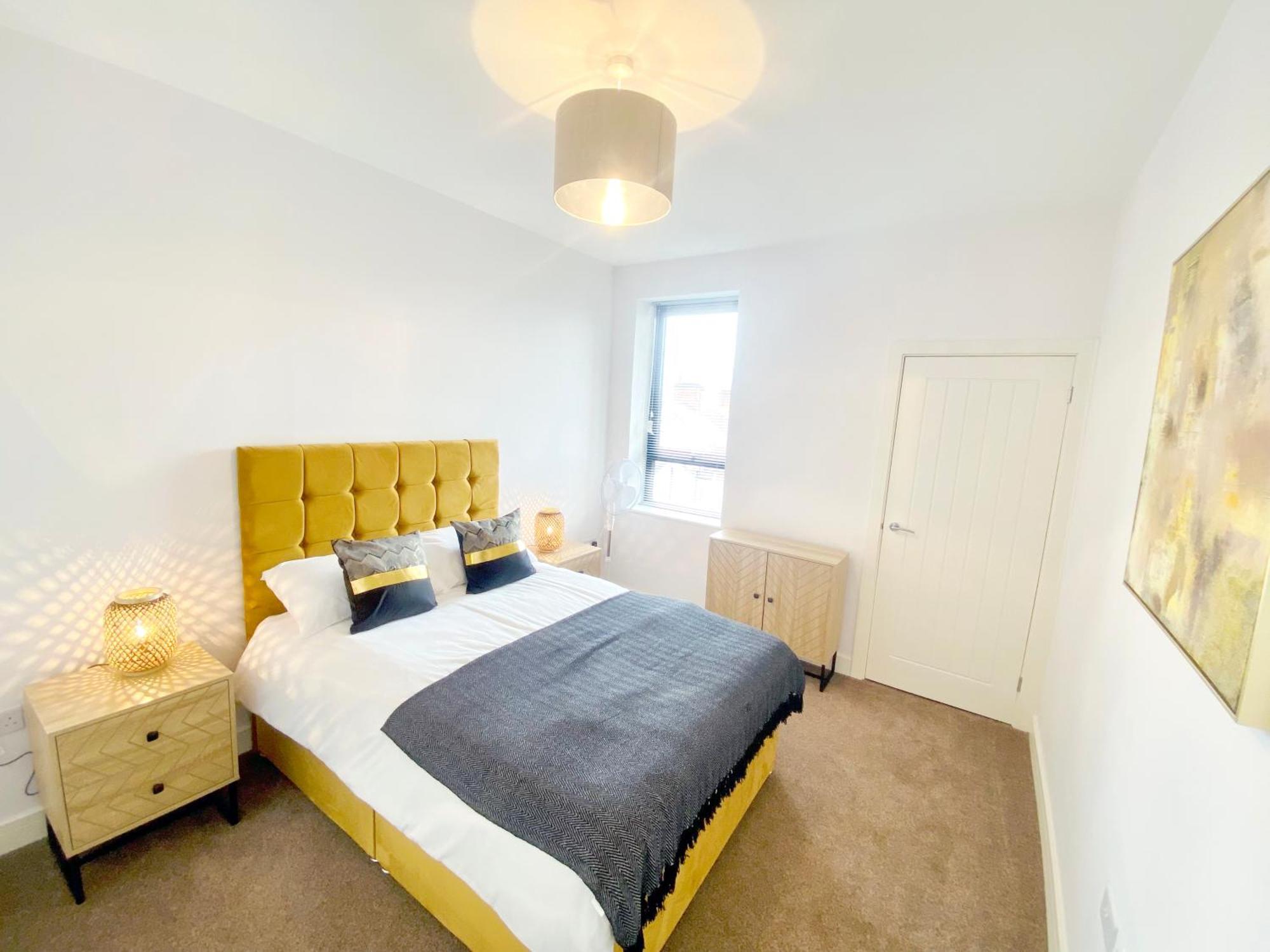 Friars House, Stafford By Bell Apartments Bagian luar foto